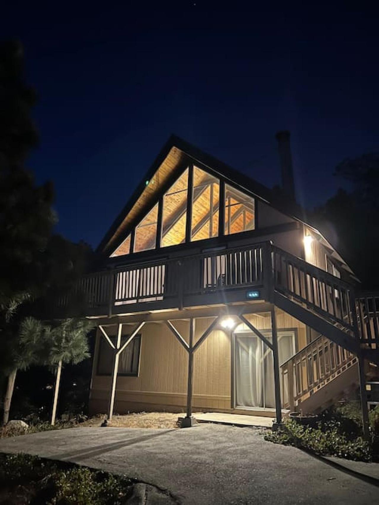 Ev Level 2, Pets Welcome At Sunset Ridge Lake Arrowhead Luaran gambar